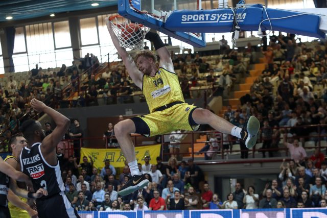 https://lavriobc.gr/wp-content/uploads/2024/04/LAVRIO-PAOK-PLAYOUTS-7-640x427.jpeg